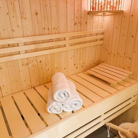 Coco Romantic In Central Antwerp - Sauna מראה חיצוני תמונה