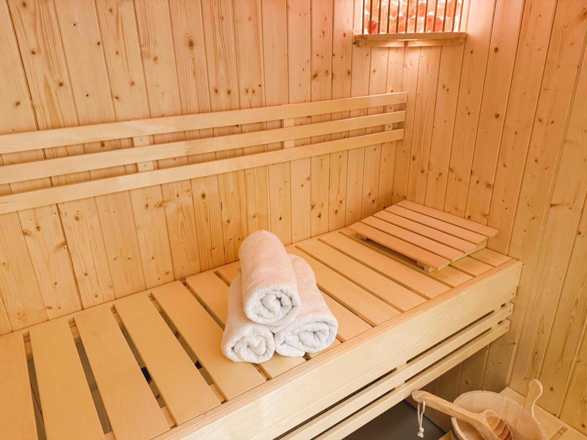 Coco Romantic In Central Antwerp - Sauna מראה חיצוני תמונה
